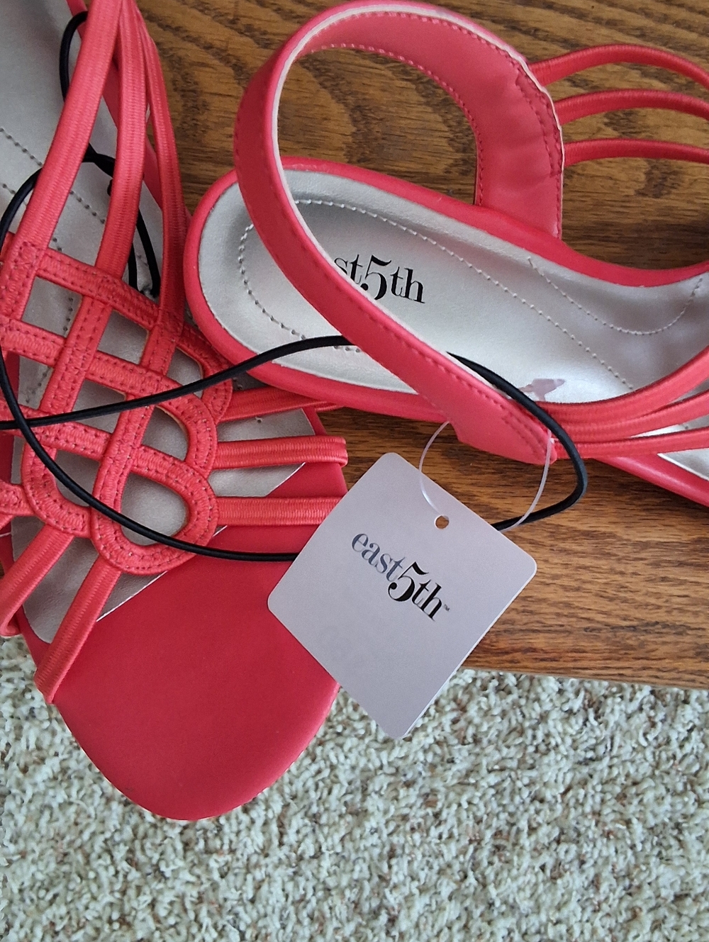 East 5th, NWT, 9 Medium Hot Coral  Strappy Slingback Sandals - Picture 3 of 9